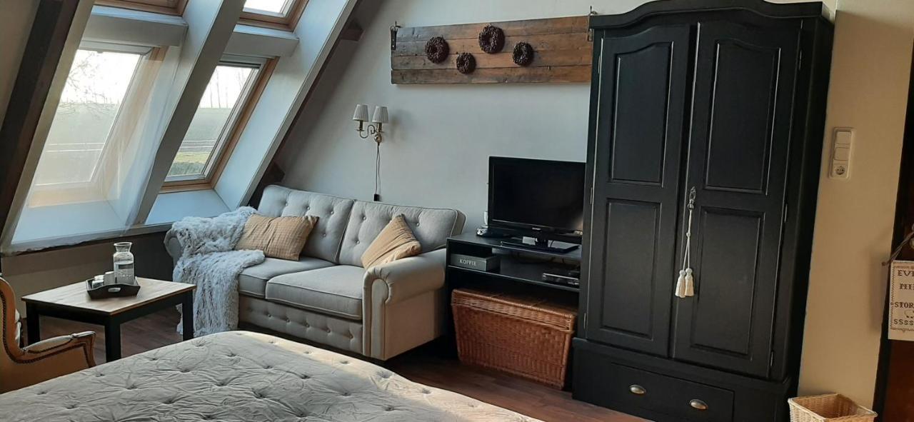 Bed & Breakfast De Kienstee Schoondijke Zewnętrze zdjęcie